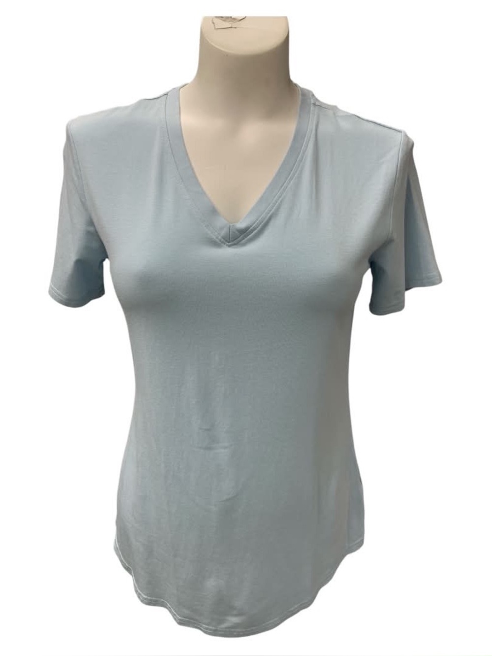 Silver Jeans Light Blue V-Neck Short Sleeve Tee Size M